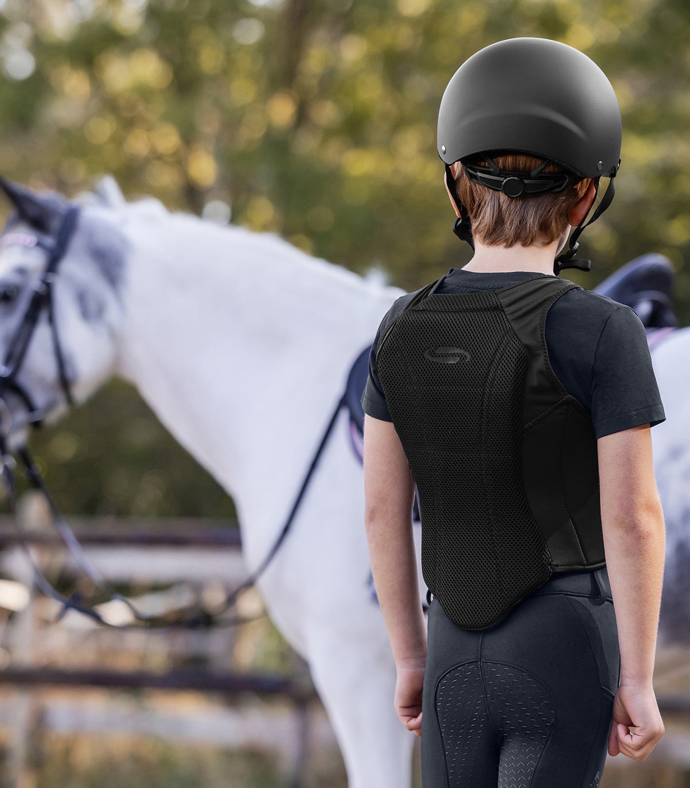 SWING Back Protector P24 Pro, junior - Sort 20