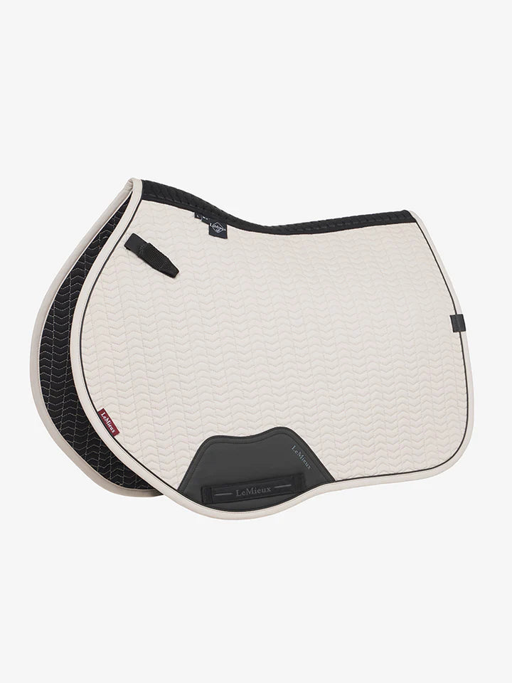 LeMieux Essence Close Contact Square - flere farver