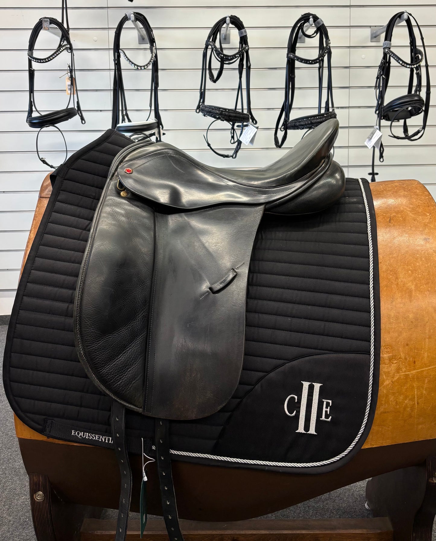 Albion Legend 17” Dressursadel - Brugt