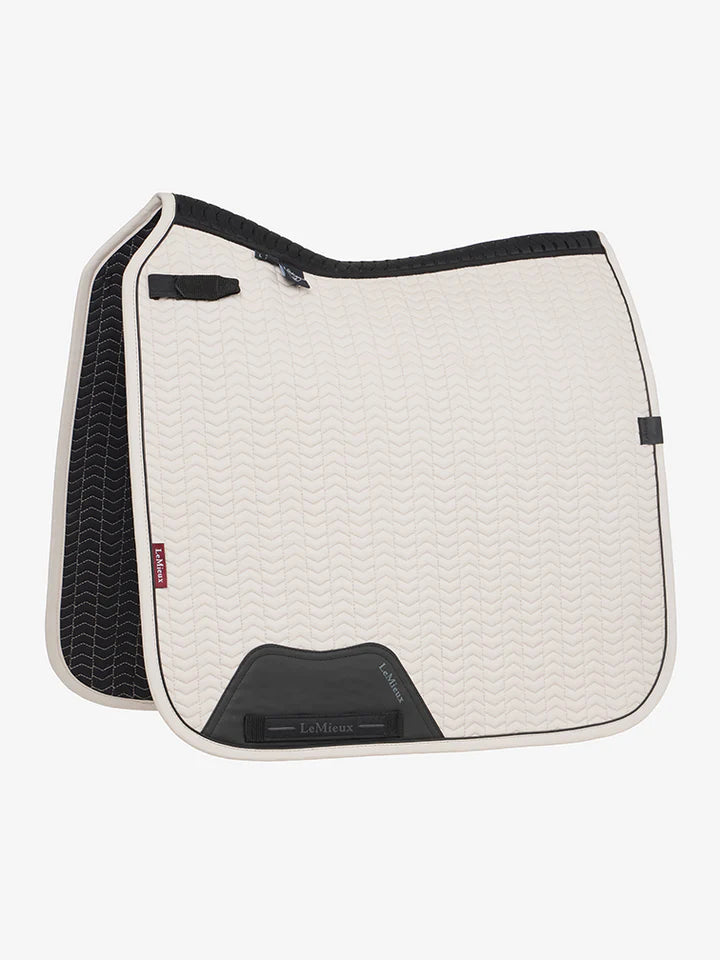 LeMieux Essence DR Square - flere farver