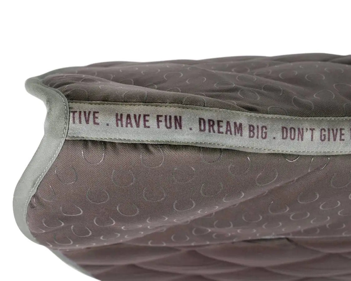 QHP Equestrian Dream springunderlag