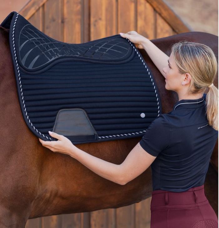 Waldhausen Riga Dressurunderlag 17" diverse farver (Store Hestedag)